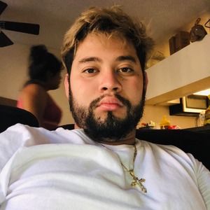 Meet your Posher, Carlitos